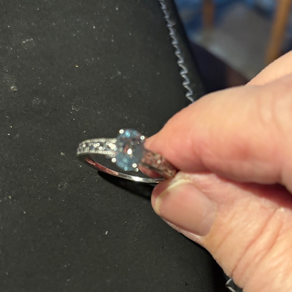 Elegant Silver Women's Ring